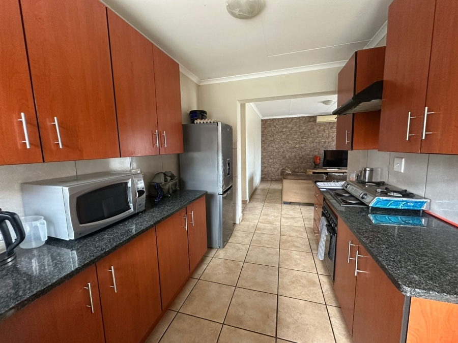 3 Bedroom Property for Sale in Waterkloof East North West